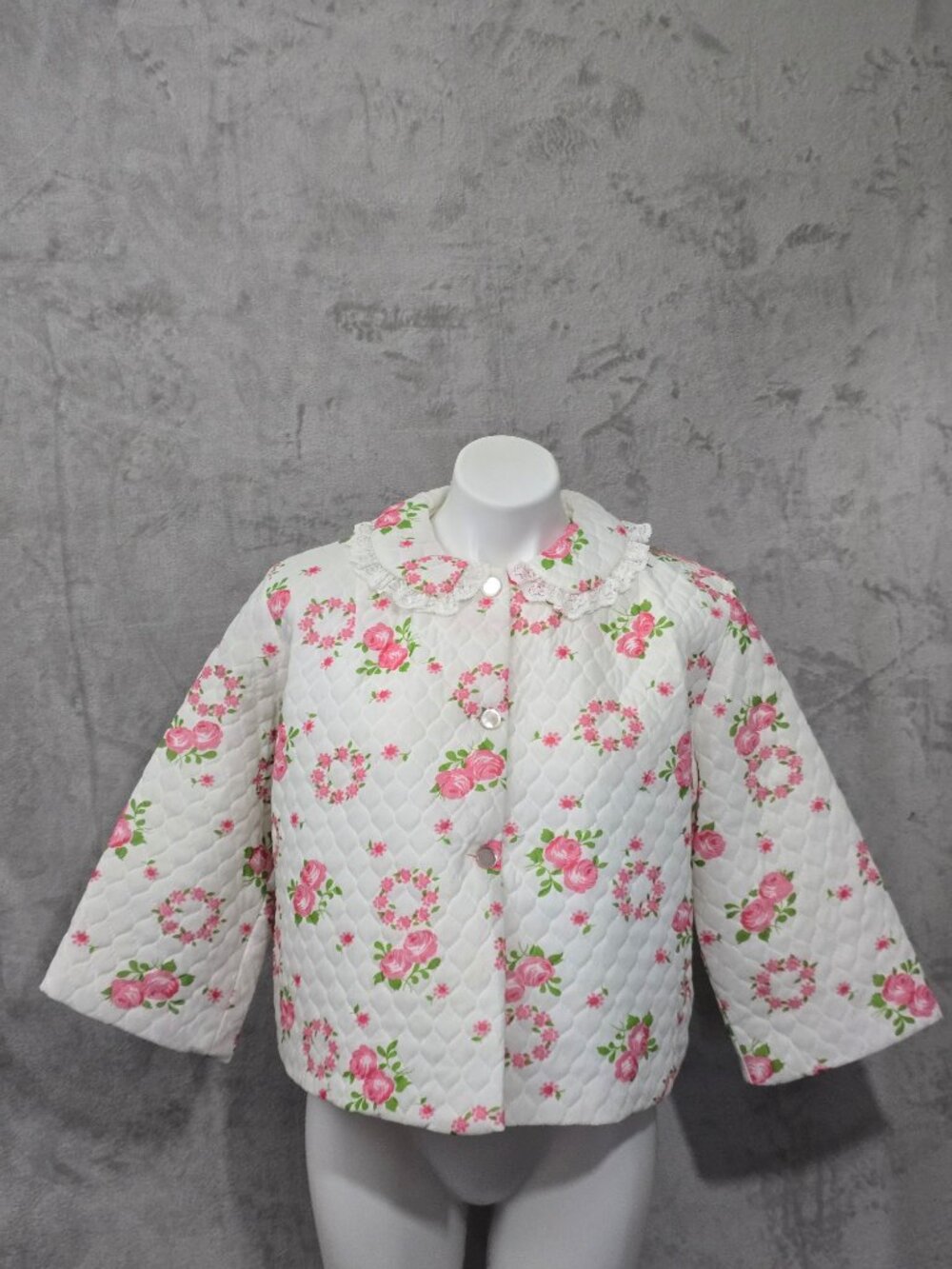 Vintage 60s 70s Nanette Undies Quilted Robe Floral Lace Cottagecore House Coat